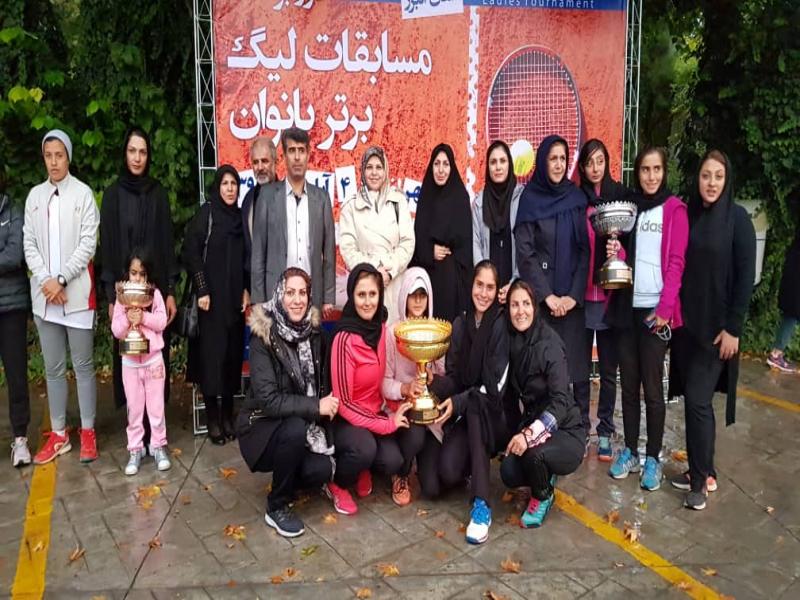 تیم تنیس درنا کرج جام قهرمانی را در خانه حفظ کرد