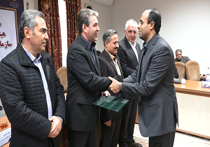 اعطای اعتبار نامه هیات مدیره نظام مهندسی اردبیل/اردبیل در روند ساخت و ساز رتبه شاخص کشور را دارد