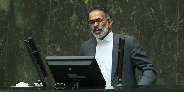 آقای دژپسند! انتظار برنامه خاصی از شما در شرایط تحریمی داشتیم