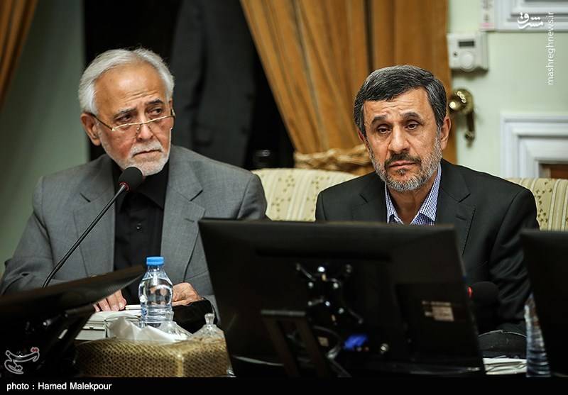 هم صدایی احمدی نژاد و آخوندی/چگونه می&zwnj;توان از &laquo;عدالت&zwnj;گرایی&raquo; به &laquo;نولیبرالیسم&raquo; رسید؟+فیلم و عکس