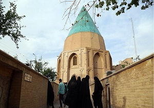 برگزاری تور قم‌گردی ویژه زائران اربعین در قم