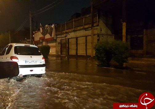 بارش رحمت الهی اهواز را به ونیز تبدیل کرد/آیا زمان آن نرسیده تا مسئولان دست به کار شوند؟