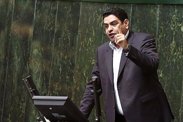 دژپسند:در شرایط فعلی هیچ فردی نمیتواند ادعای معجزهآسایی داشته باشد/شریعتمداری در صحن علنی مجلس:ترجیح میدادم در وزارتخانه صمت به کار ادامه میدادم/فیضی: چگونه با سفارش و لابی یک وزیر یک شبه انتخاب شدید؟ دژپسند:در شرایط فعلی هیچ فردی نمیتواند ادعای معجزهآسایی داشته باشد/شریعتمداری در صحن علنی مجلس:ترجیح میدادم در وزارتخانه صمت به کار ادامه میدادم/فیضی: چگونه با سفارش و لابی یک وزیر یک شبه انتخاب شدید؟