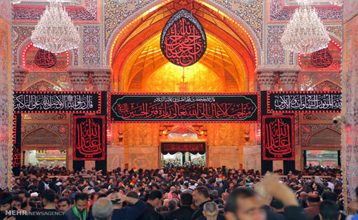 عزاداری عاشقان حسینی در حرم حضرت عباس (ع) + فیلم