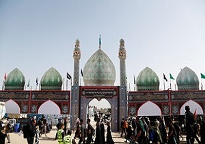 ۴۰۰۰ پرس غذای گرم در موکب مسجد مقدس جمکران توزیع می شود