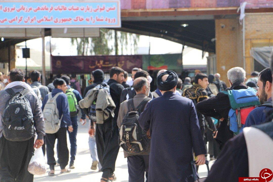 تردد زائران اربعین در مرز مهران+تصاویر
