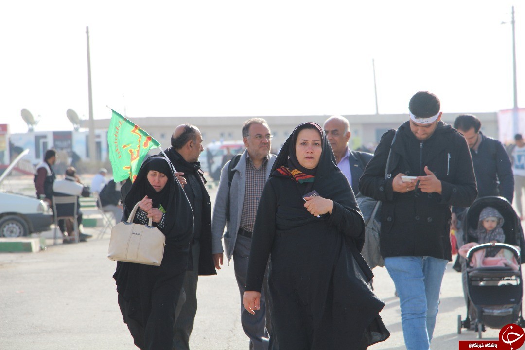 تردد زائران اربعین در مرز مهران+تصاویر