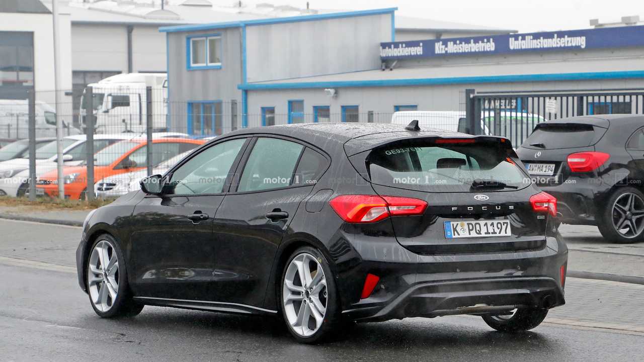 اتومبیل جدید سری Focus ST شرکت فورد با ظاهری زیبا معرفی شد +تصاویر