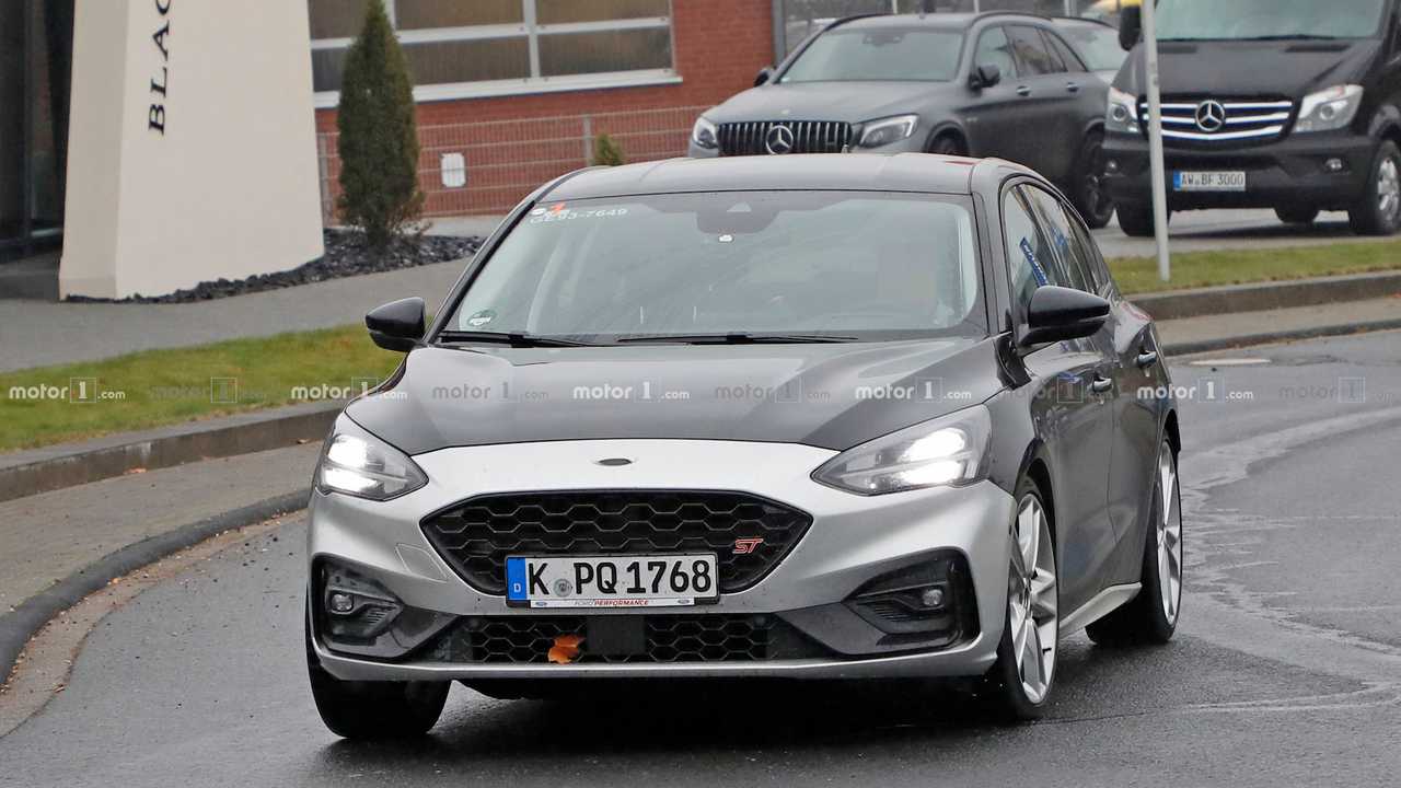 اتومبیل جدید سری Focus ST شرکت فورد با ظاهری زیبا معرفی شد +تصاویر