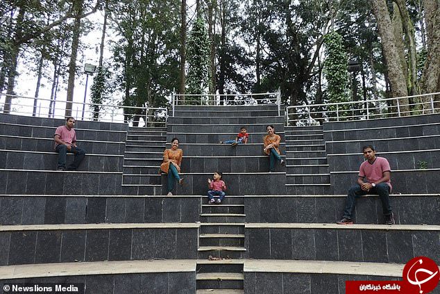 اردواج جالب دوقلوهای همسان هندی با یکدیگر + تصاویر اردواج جالب دوقلوهای همسان هندی با یکدیگر + تصاویر