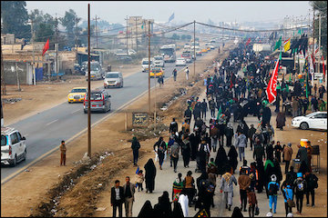 جريان آرام تردد زائران اربعين حسينی ادامه دارد/آماده باش 30 اکیپ راهداری