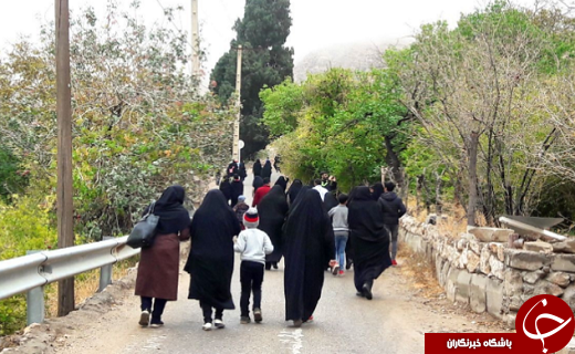 اجتماع جاماندگان در روستای شادکام بافق اجتماع جاماندگان در روستای شادکام بافق