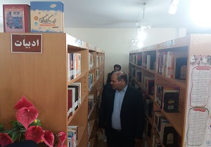 بازدید نماینده مردم آبادان در مجلس شورای اسلامی از کتابخانه فرهنگ