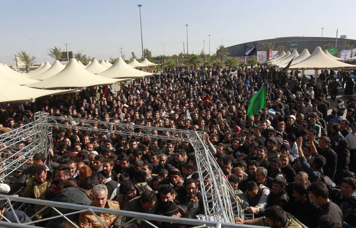 ازدحام زوار در مرز مهران/ مشکل امنیتی وجود ندارد