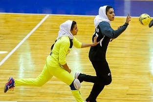 مصاف هندبالیست های بانوان سپاهان و ذوب آهن