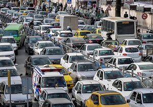 پیش بینی ترافیک سنگین در معابر مرکزی تهران برای امروز