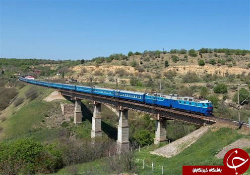 پول ملی را تقویت خواهیم کرد/ کمک&zwnj;های نقدی وکالایی توزیع می&zwnj;شود