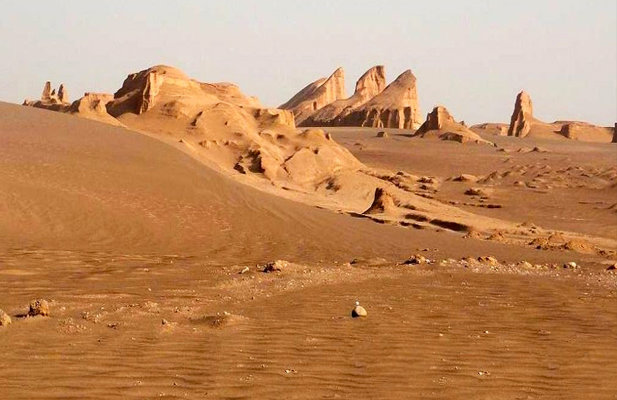 جاذبه&zwnj;های کویر در زمره زیرساخت&zwnj;های بوم&zwnj;گردی یا اکو توریسم قرار دارد