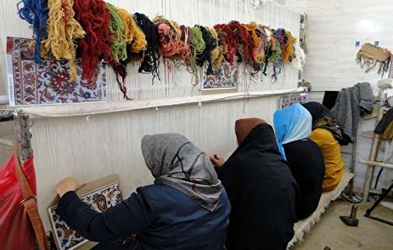 خبر خوش استاندار خوزستان به کارگران هفت تپه/ سوت قطار در گیلان به صدا درآمد/ وحدت، چتر همبستگی مسلمانان جهان/حرف&zwnj;هایی از دل یک هنر