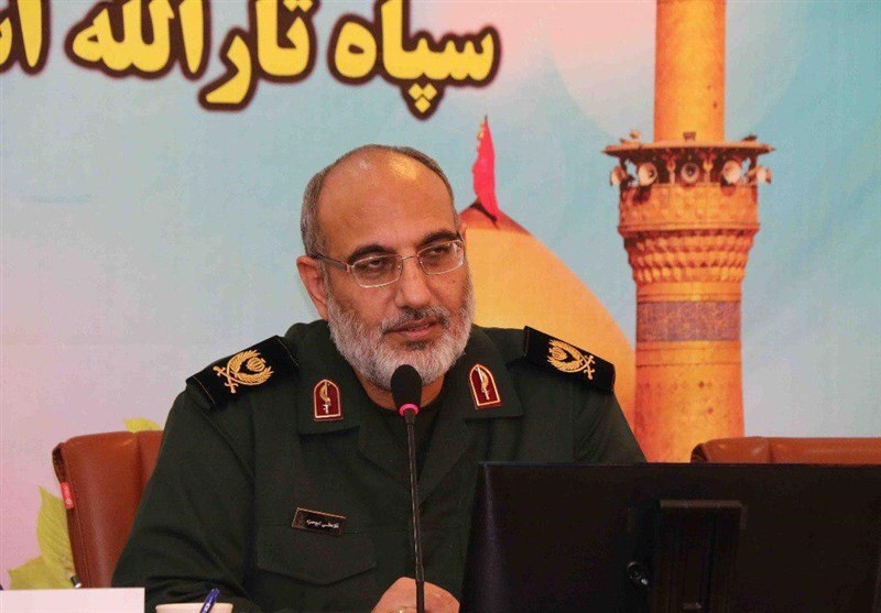 دشمن به دنبال دوقطبی کردن جامعه اسلامی است