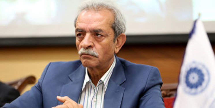 در کنار مسؤولیت اقتصادی، خدمات اجتماعی را هم مهم بدانیم