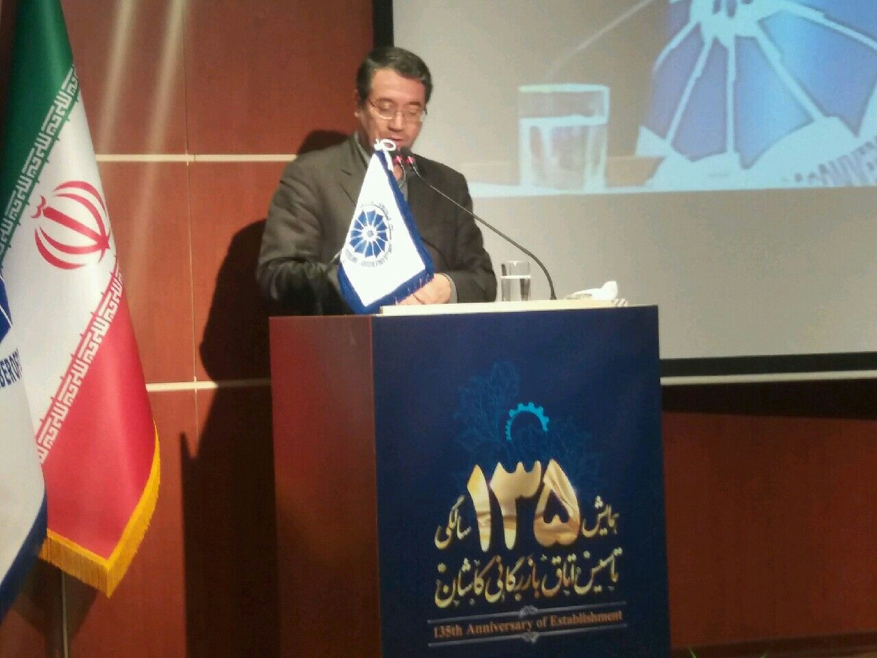 دولت بودجه ۹۸ را با محوریت تولید و اشتغال قرارداده است/تولید و تجارت نساجی و پوشاک پروژه ویژه وزارت صمت است