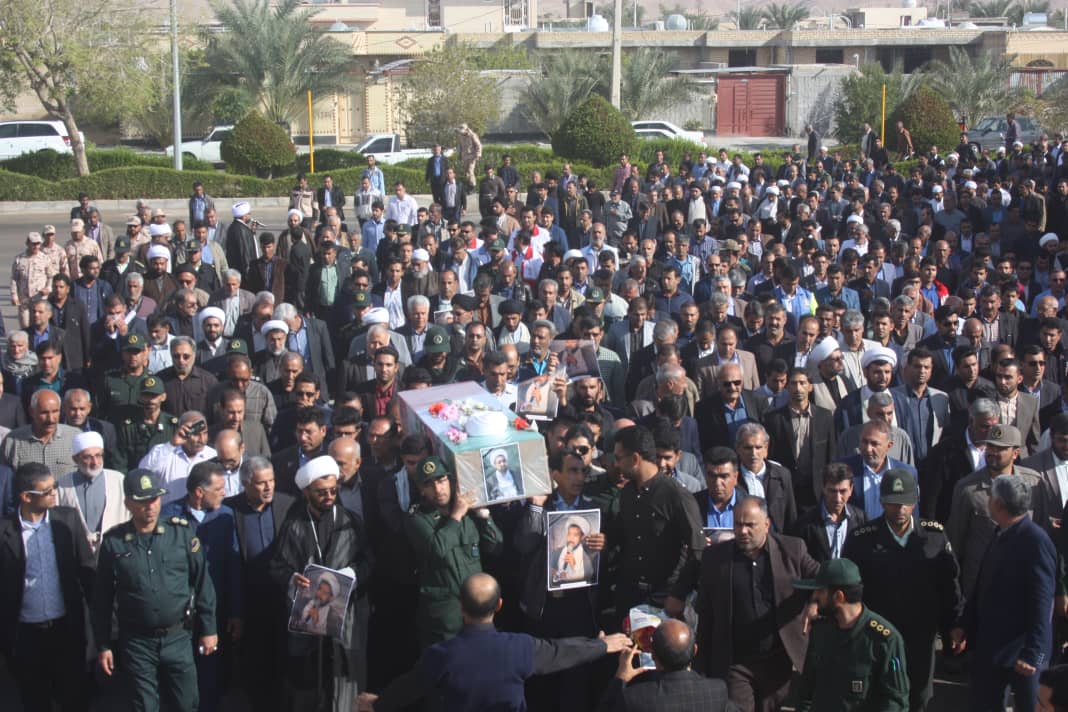 پیکر امام جمعه خنج تشییع شد