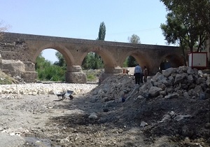 بخشی از عملیات مرمت پل «نادری» اردبیل به اتمام رسید