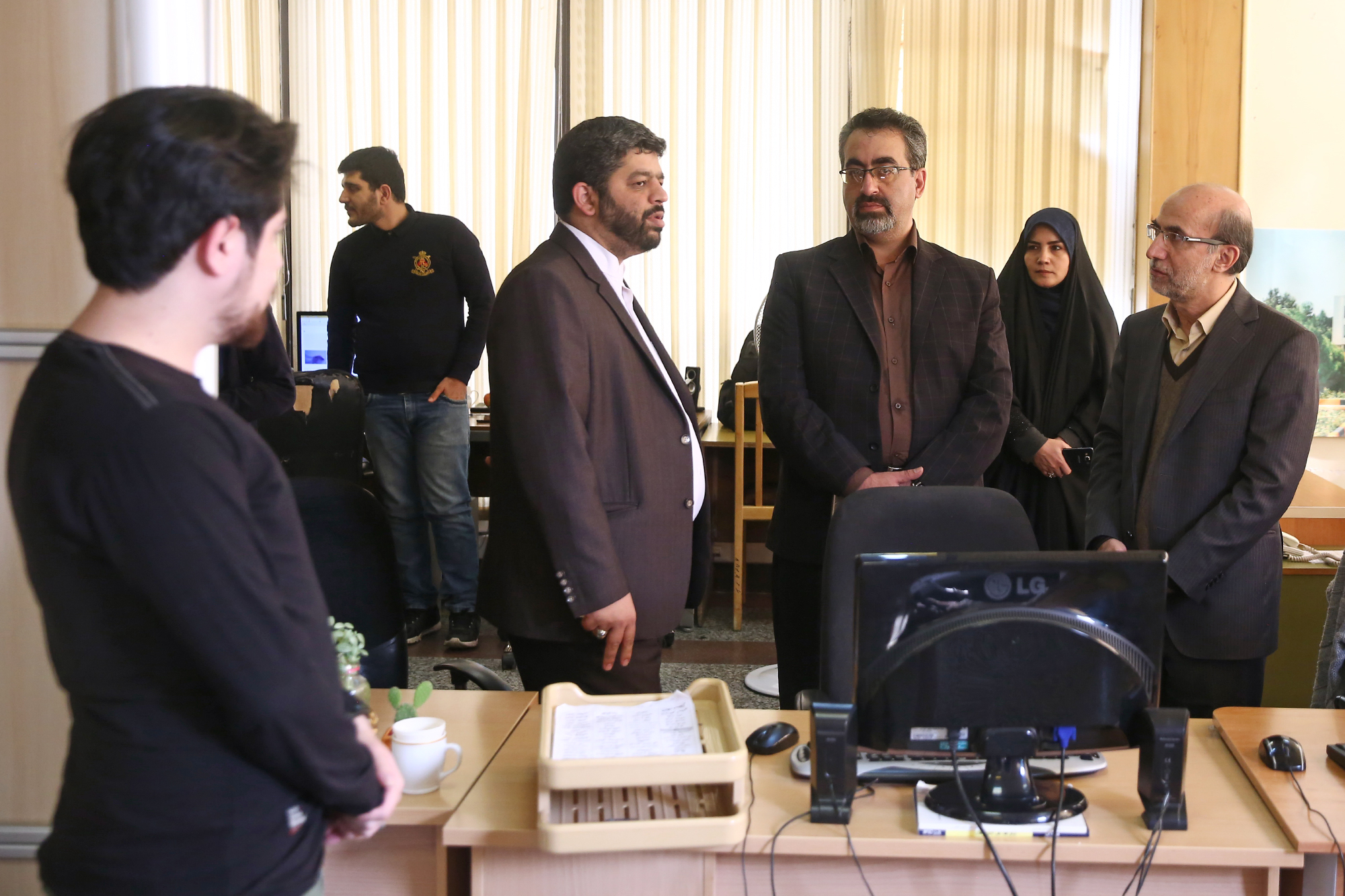 رئیس سازمان غذا و دارو از باشگاه خبرنگاران جوان بازدید کرد