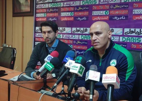 منصوریان: پرسپولیس به هارمونی خاصی رسیده است/ به حسینی پیشنهادی نداده ایم،دروازه بان تیم ملی را در اختیار داریم