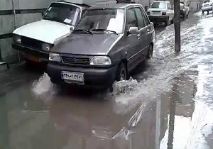 آبگرفتگی خیابان در میدان بهاران + فیلم