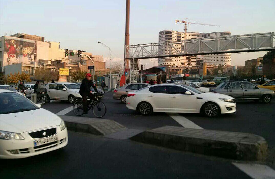 شهردار تهران امروز با دوچرخه به محل کار رفت + عکس