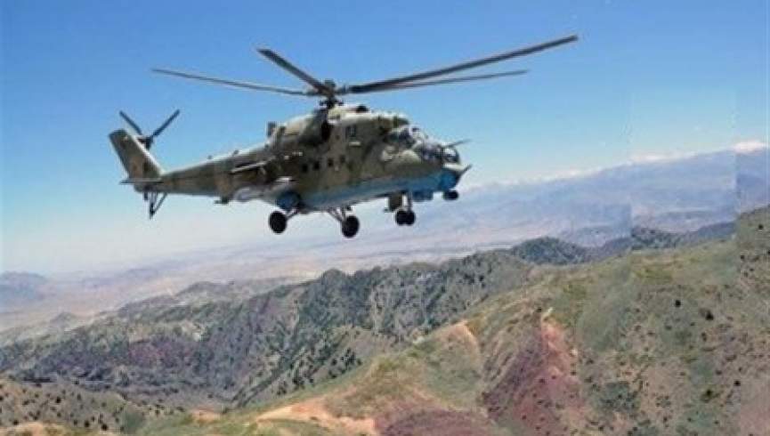 فرود اضطراری بالگرد ارتش افغانستان در منطقه تحت کنترل طالبان