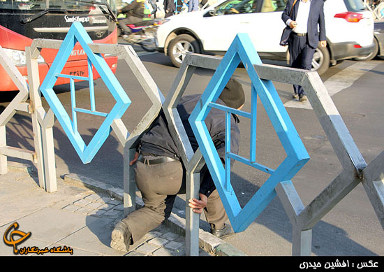 تیغ جراحی&zwnj;های معاونت ترافیک شهرداری به گلوگاه ترافیکی چهارراه ولیعصر رسید