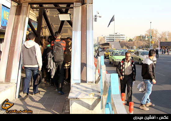 تیغ جراحی&zwnj;های معاونت ترافیک شهرداری به گلوگاه ترافیکی چهارراه ولیعصر رسید