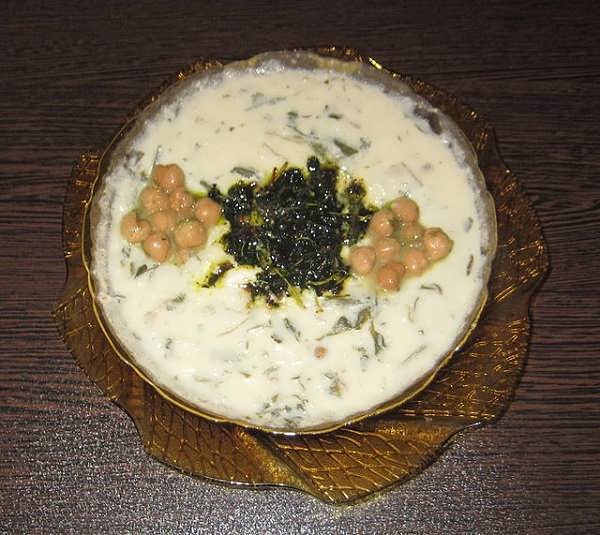 آش محلی خوشمزه برای درمان سرماخوردگی/ با این غذا شادی و نشاط را تجربه کنید