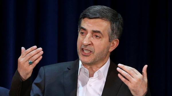علی رغم ابلاغ وقت، مشایی در دادگاه تجدید نظر حاضر نشد/ برگزاری جلسه دادگاه با حضور وکلای متهم