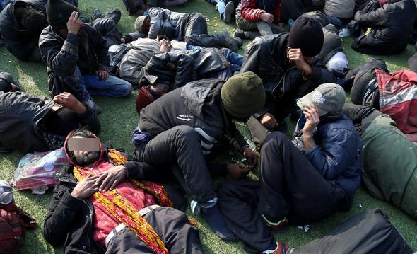 /////////////////////جمعه کار شود//////////////////////صفر تا صد جمع آوری و بازپروری و توانمند سازی معتادان متجاهر به یک نهاد یا سازمان واگذار شود