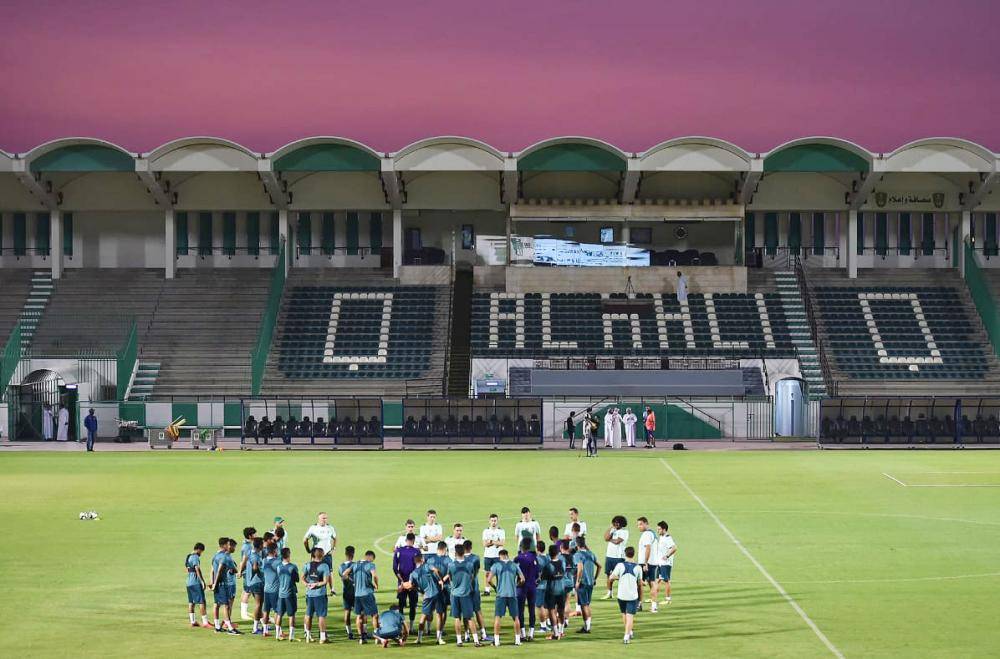 الاهلی عربستان "دبی" را برای میزبانی از پرسپولیس انتخاب کرد