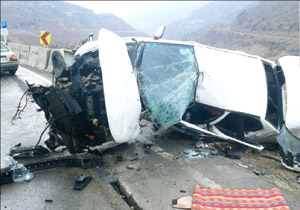 واژگونی خودروی در جاده سوادکوه با سه مصدوم