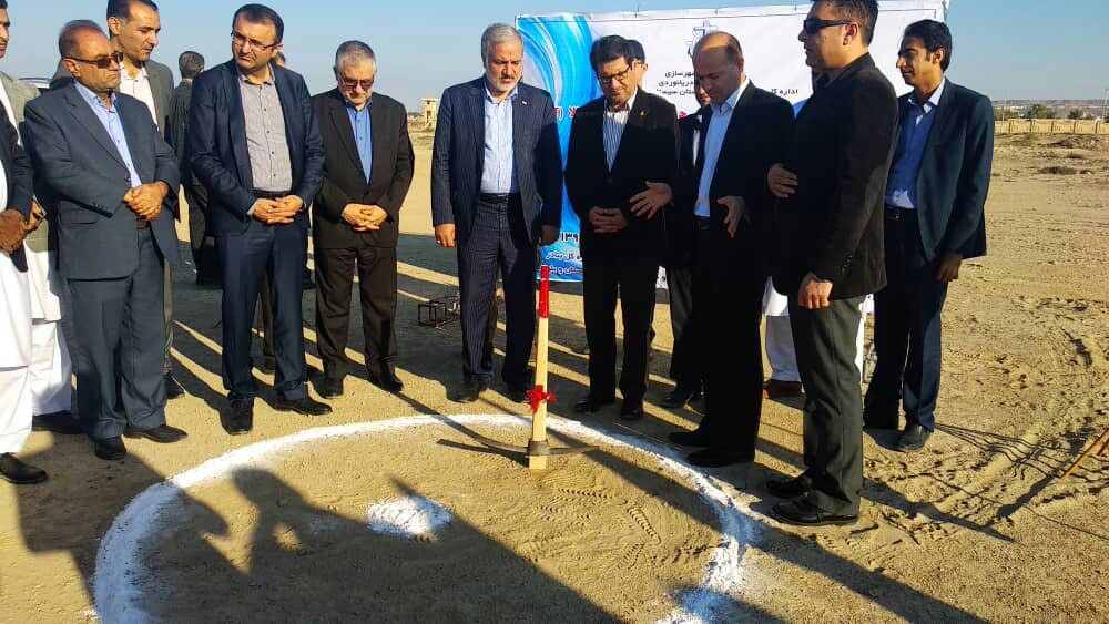 کلنگ احداث انبارهای چند منظوره کالا (B.O.T) در چابهار به زمین زده شد