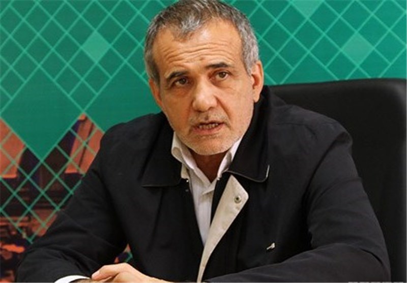 تقصیر خودمان است که جوانان به خارج از کشور می‌روند/ جوانان را تحویل بگیریم تا سری در سرها دربیاوریم