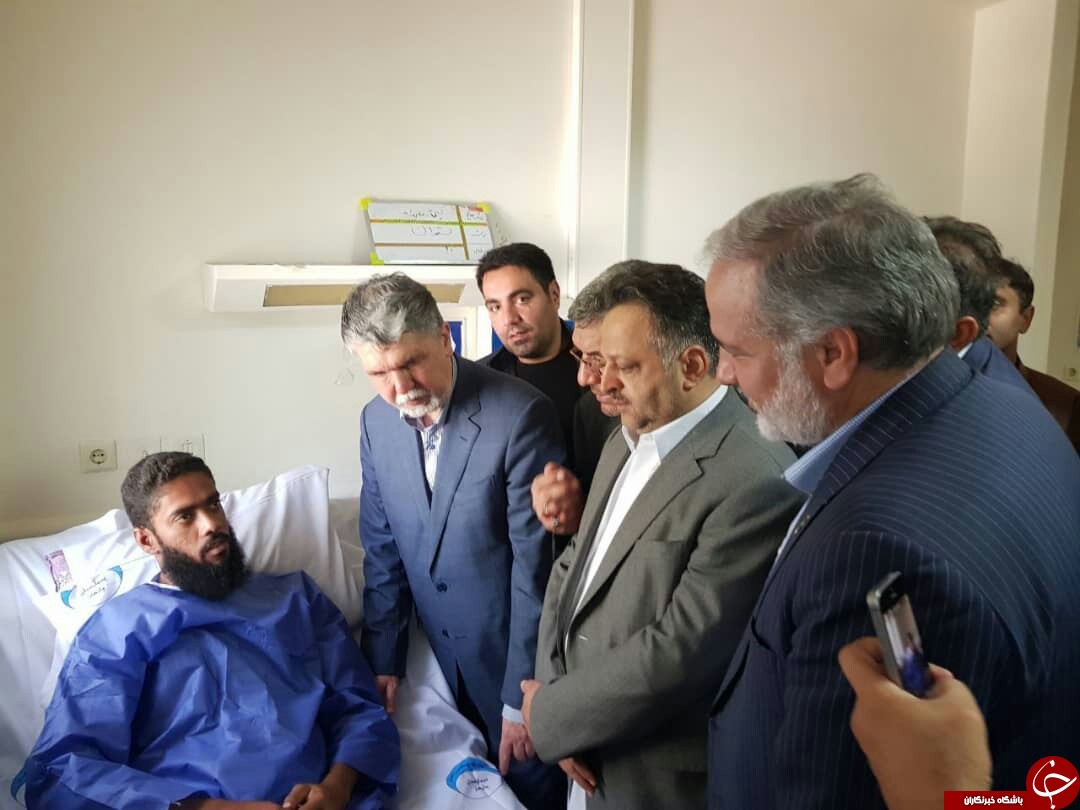عیادت وزیر ارشاد از مصدومان حادثه تروریستی چابهار