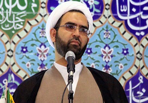 دانشجو نماد عینیت بخشیدن به آرمان‌های انقلاب باشد
