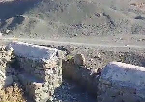 وضعیت نامناسب راه ارتباطی در روستای سیت + فیلم