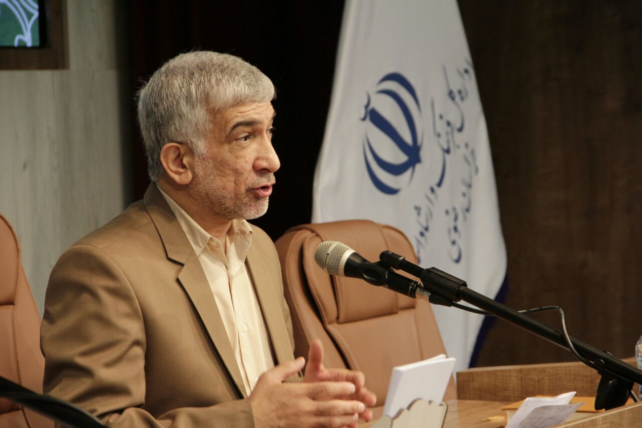 برای بسط فرهنگ قرآنی در جامعه چاره ای جز پررنگ کردن نقش بخش مردمی نداریم