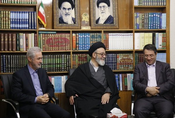 اختصاص ارز برای تامین مواد اولیه از خارج/مشکل نقدینگی واحدهای تولیدی به دغدغه های بانک ها تبدیل شود