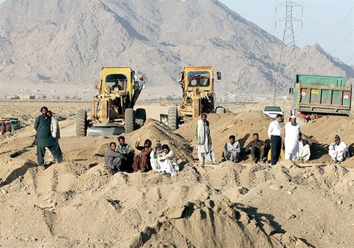 زاهدان روی ریل بی&zwnj;پولی/سرمایه هندی&zwnj;ها مقدم بر آستان قدس رضوی