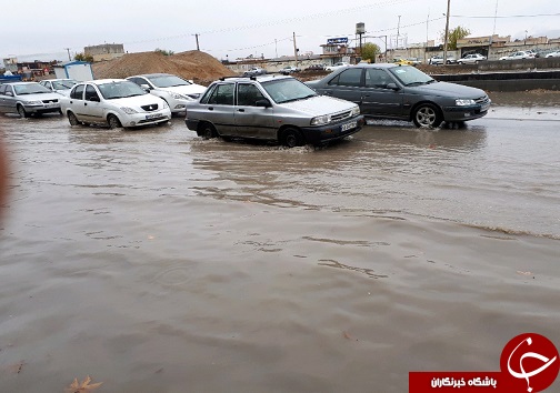 بارش باران و سریال همیشگی آبگرفتگی معابر شهر خرم آباد