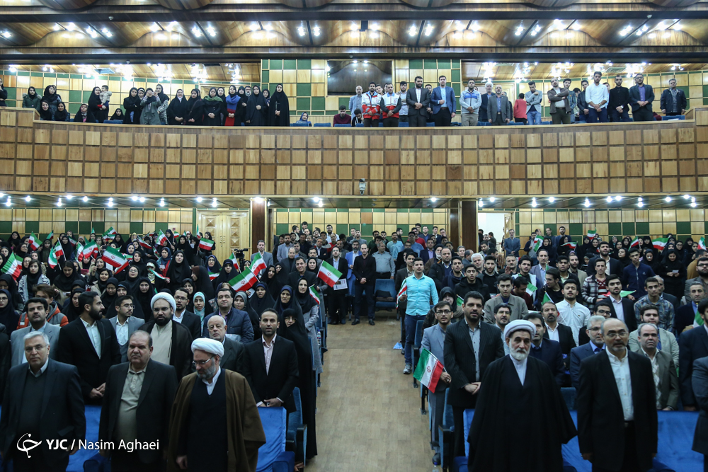 درد و دل&zwnj;های نمایندگان دانشجویان دانشگاه&zwnj; آزاد با طهرانچی در روز دانشجو